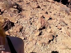 We Get Horny Hiking - Amateur Girlfriend Gives Incredible Blowjob On The Trail