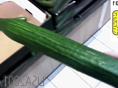 streching my pussy with a cucumber
