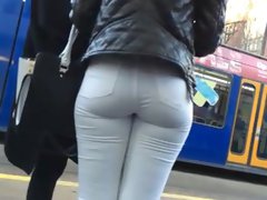 white jeans with nice ass on the street