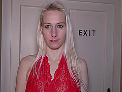 Blonde Fanny Bell enjoys while giving her lover a nice handjob